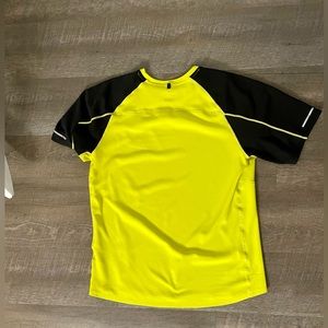 Mens Large Dry Fit Running Shirt